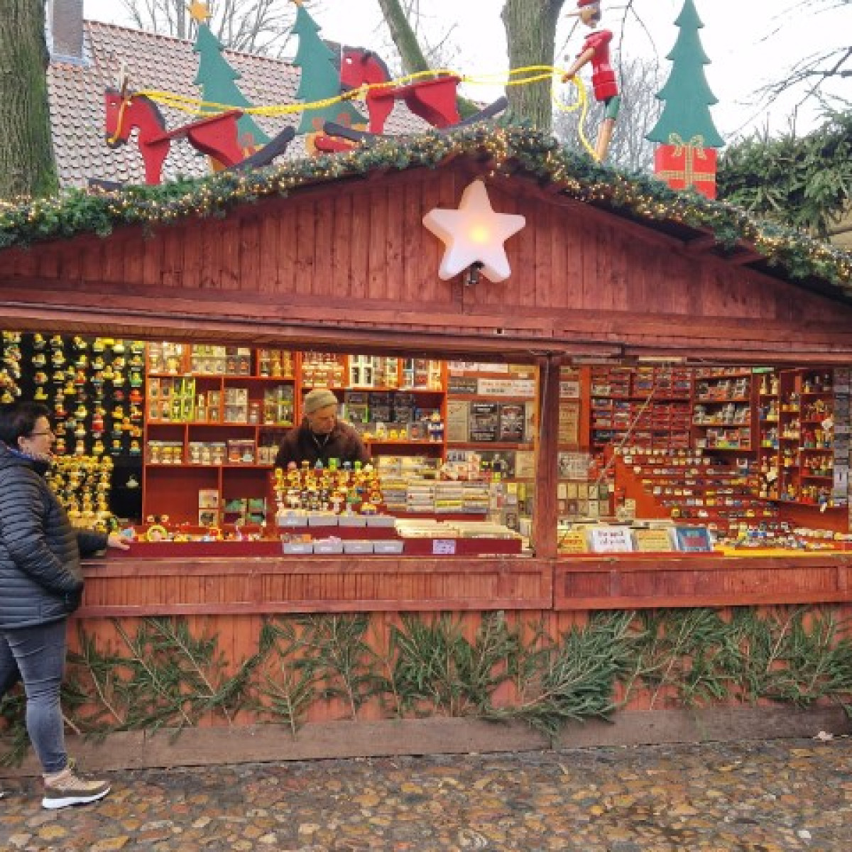 Woensdag 13 december 2023: Bezoek aan de schitterende kerstmarkt in het illustere Munster.